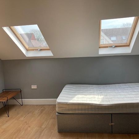 112 Gleneagle Road Rooms Londyn Zewnętrze zdjęcie