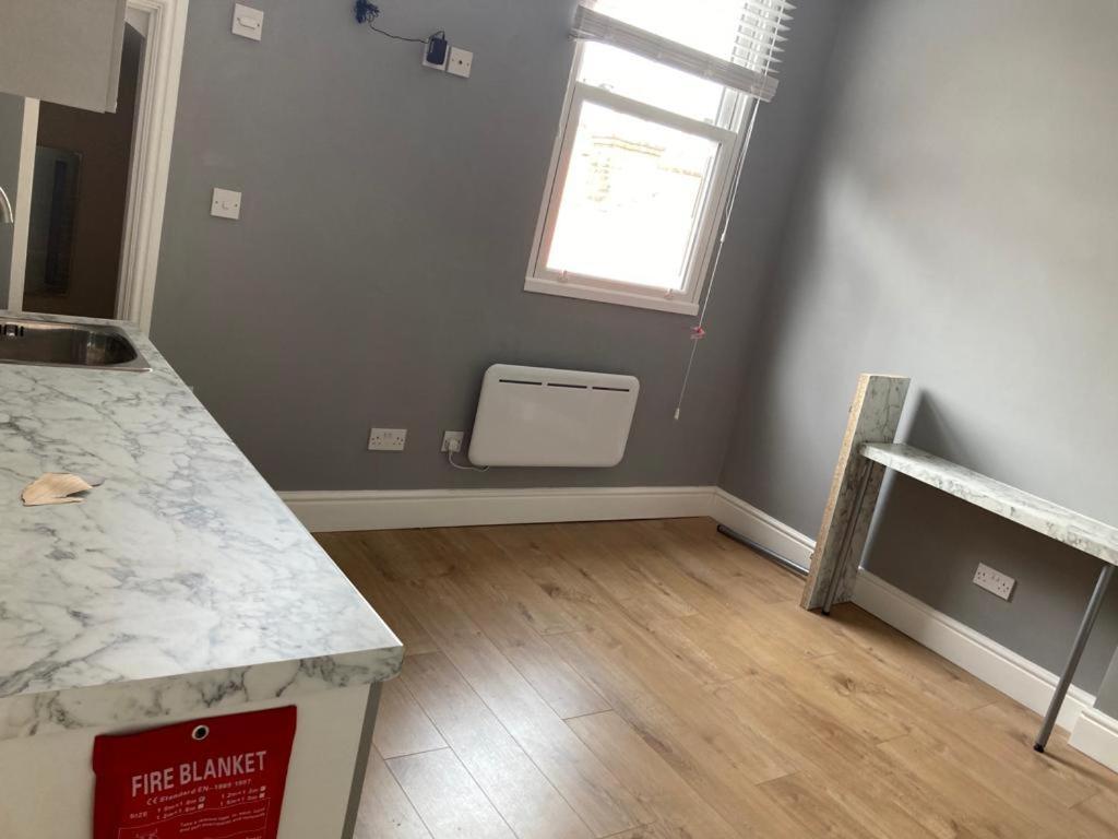 112 Gleneagle Road Rooms Londyn Zewnętrze zdjęcie